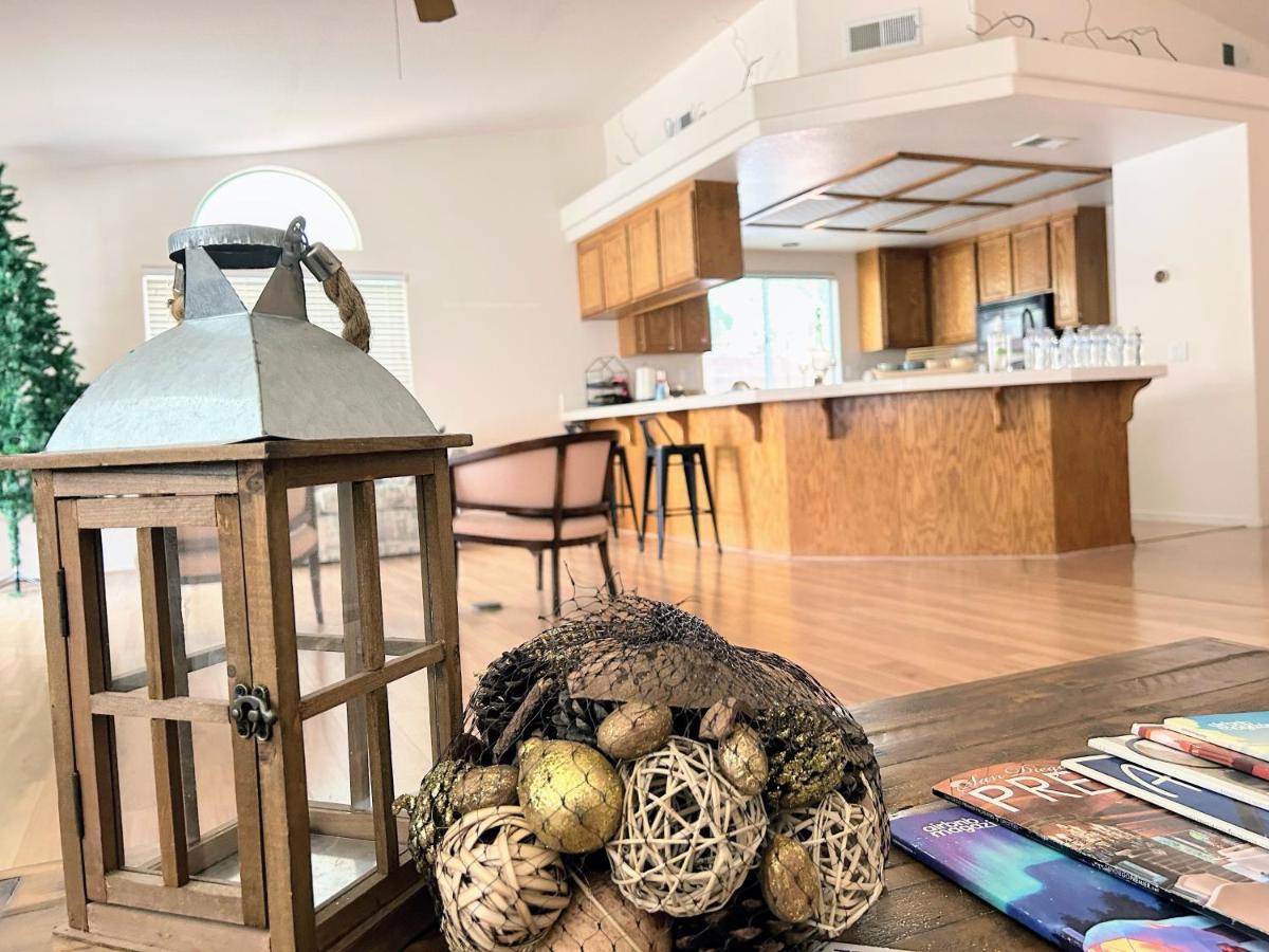 Golden Saddle Suite With Tv And Private Bathroom Хемет Экстерьер фото